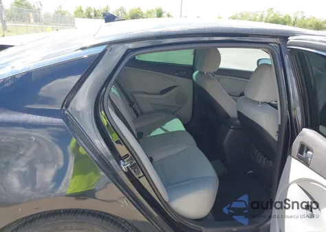 2013 Kia Optima Lx z USA, uszkodzony, nr VIN 5XXGM4A75DG185558